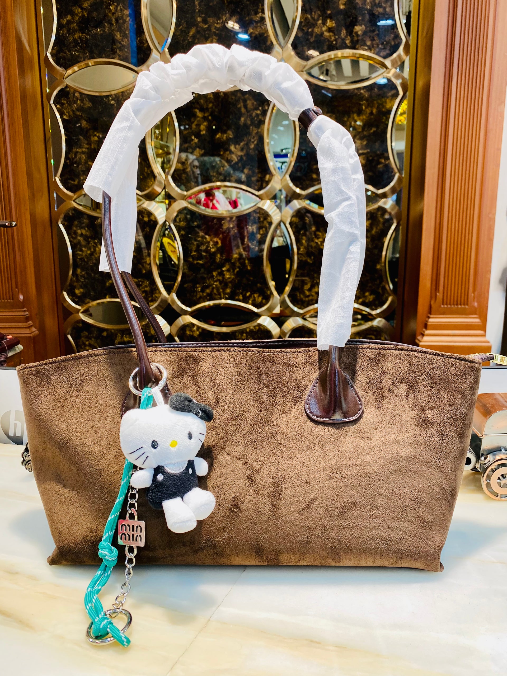 Stylish Ladies Hand Bag