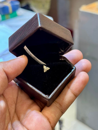 Original Diamond Nosepin with Pure Gold